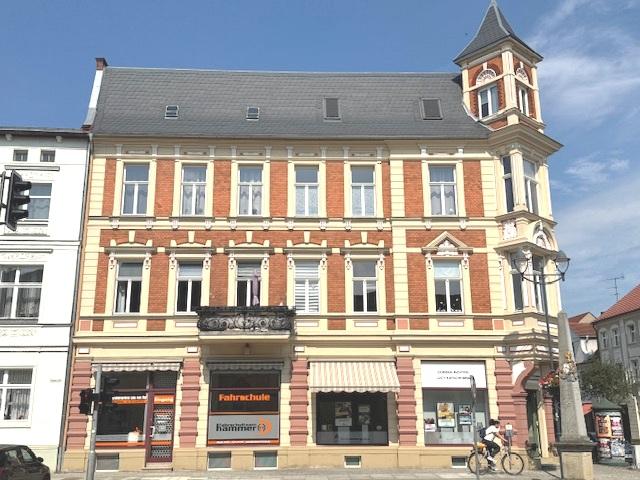 Links Eingang Fahrschule