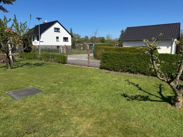 Zufahrt für 2. Flurstück...