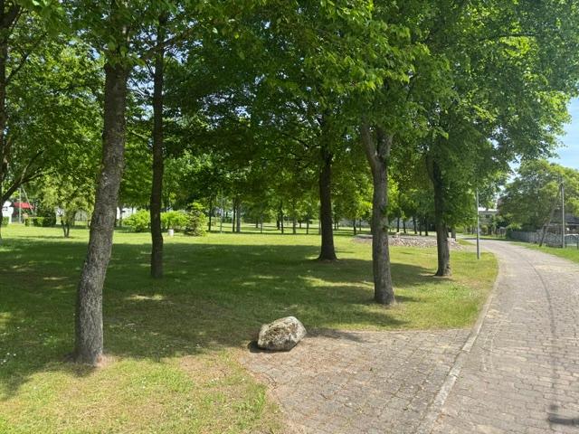 An gepflegter Dorfanlage