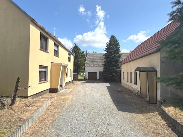 Ein Grundstück-2 Wohngebäude