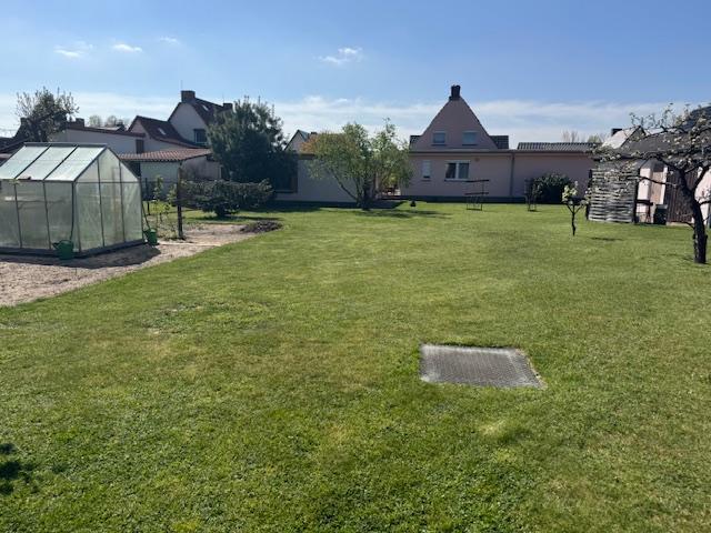 ...mit diesem Grundstücksblick.