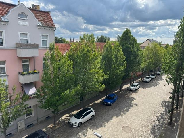 Straßenblick aus WE
