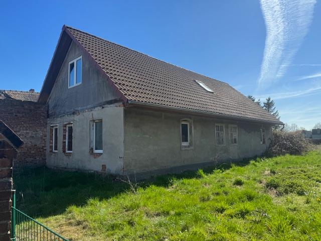 Seitenansicht straßenseitig