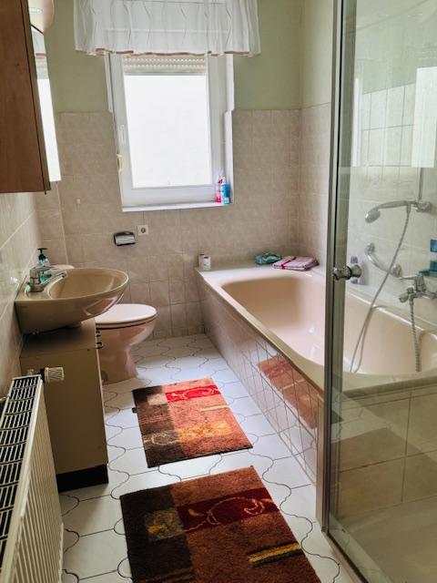 Das Dusch- und Wannenbad