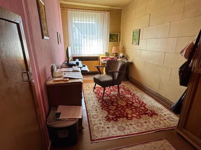 Aus Essz. ins Arbeitszimmer