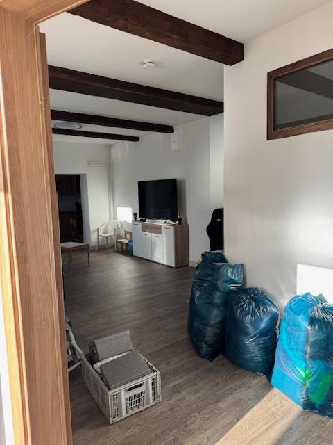 ...in den Wohnraum...