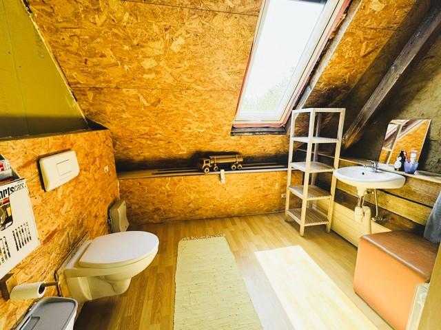 DG-Bad, Dusche vorinstalliert