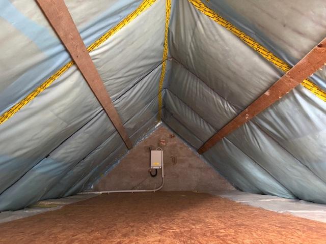 Der isolierte Dachboden