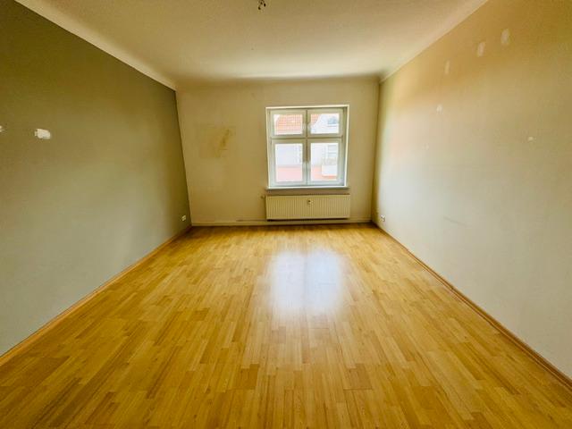Ebenfalls rechts 3. Zimmer